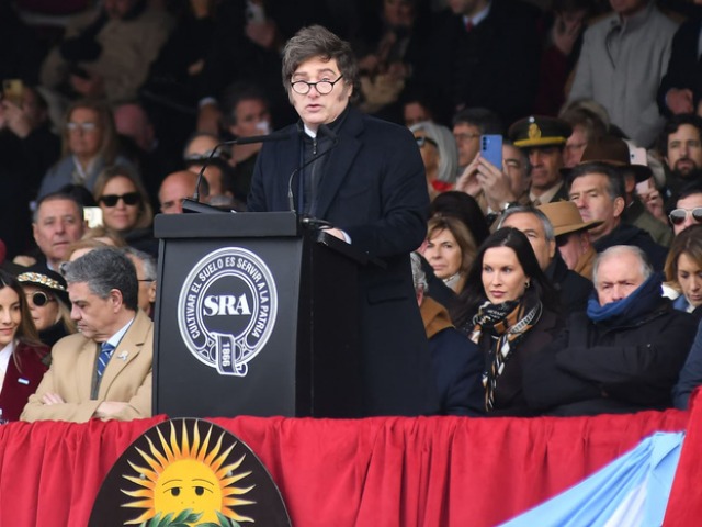 Milei anunci una baja permanente de las retenciones al campo